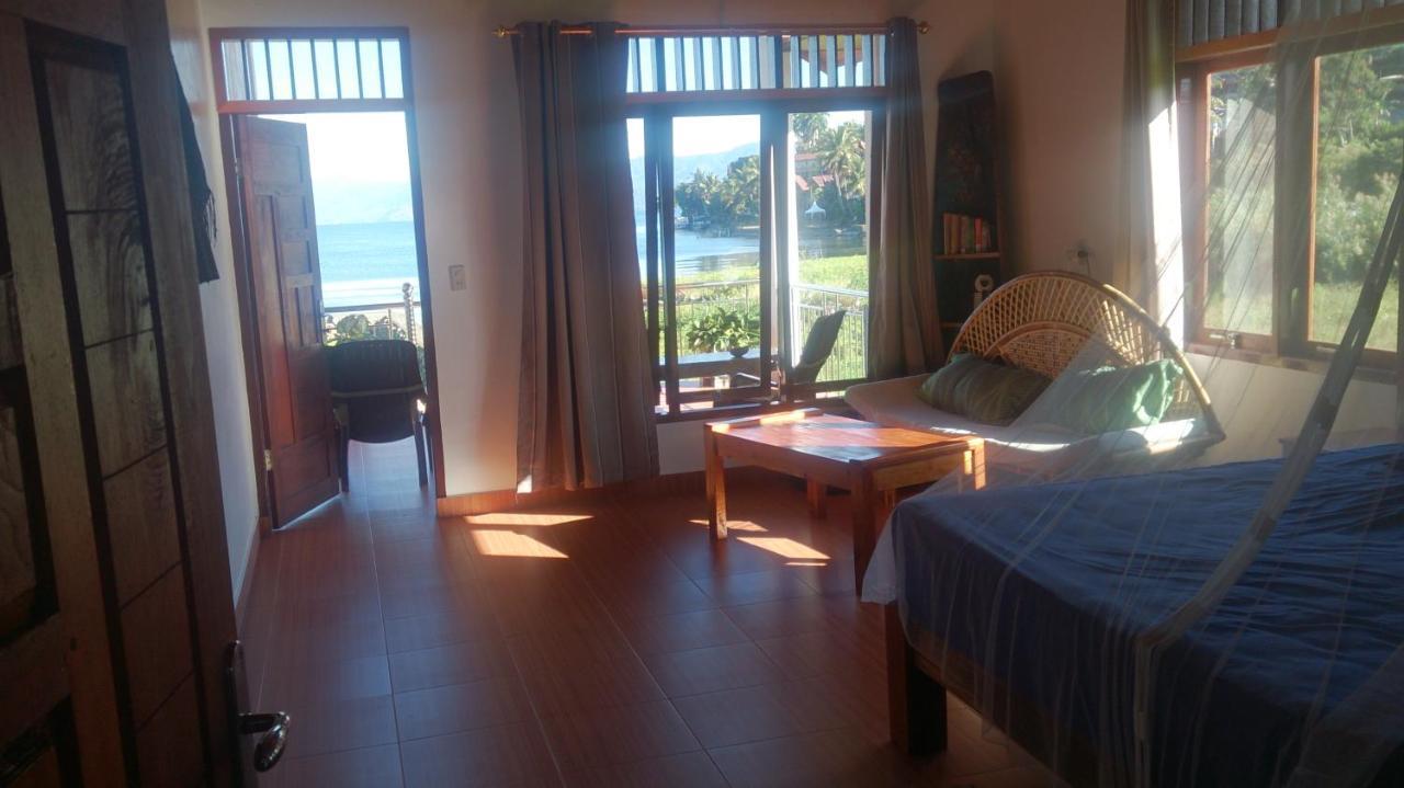 Toba Sunset Bed & Breakfast Tuk Tuk Ngoại thất bức ảnh