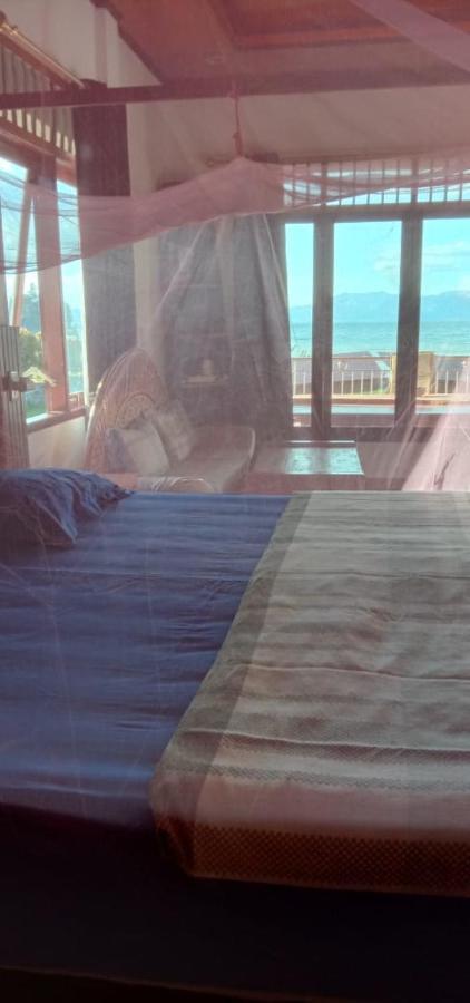 Toba Sunset Bed & Breakfast Tuk Tuk Ngoại thất bức ảnh