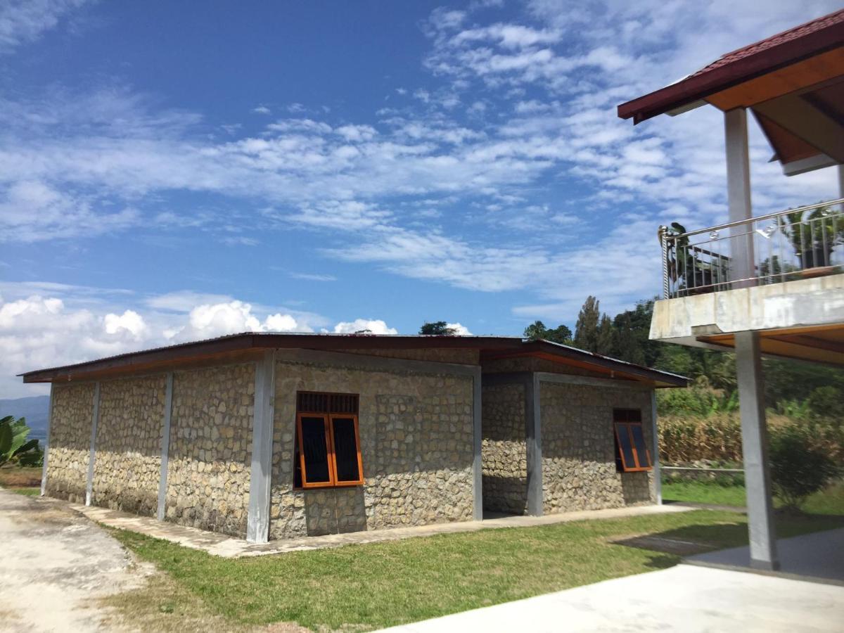 Toba Sunset Bed & Breakfast Tuk Tuk Ngoại thất bức ảnh