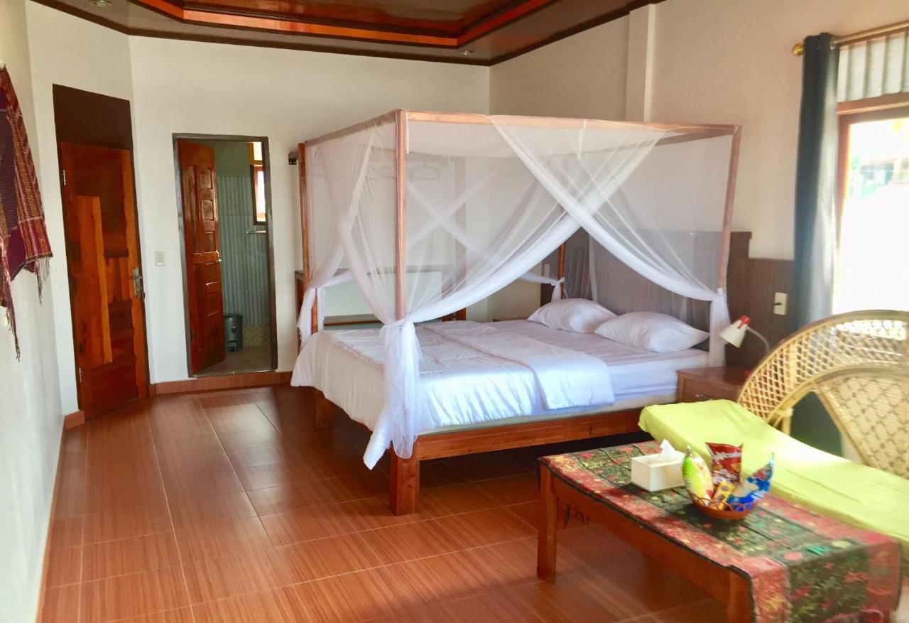 Toba Sunset Bed & Breakfast Tuk Tuk Ngoại thất bức ảnh