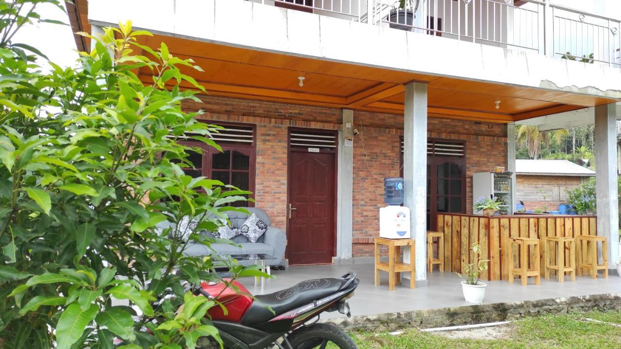 Toba Sunset Bed & Breakfast Tuk Tuk Ngoại thất bức ảnh